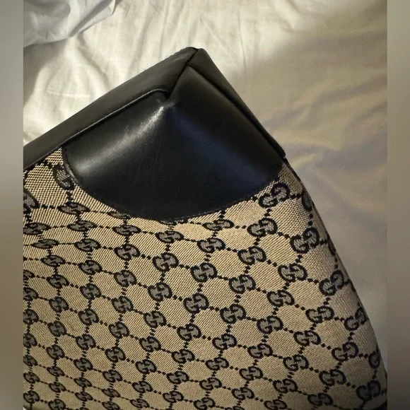 Authentic Gucci black/gray logo canvas shoulder bag - Picture 8 of 17